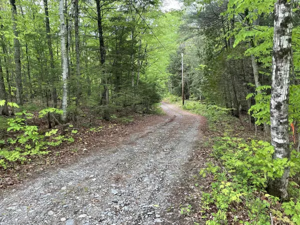 R07 L16 Tarbell Hill RD, Norridgewock, ME 04957