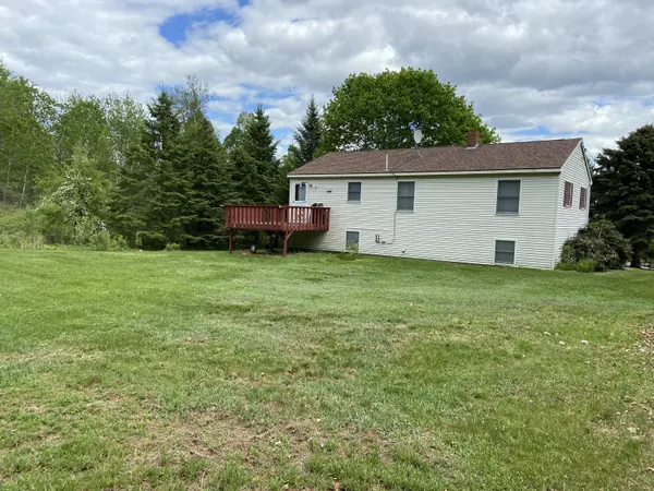 Waterville, ME 04901,19 Pleasant Hill DR