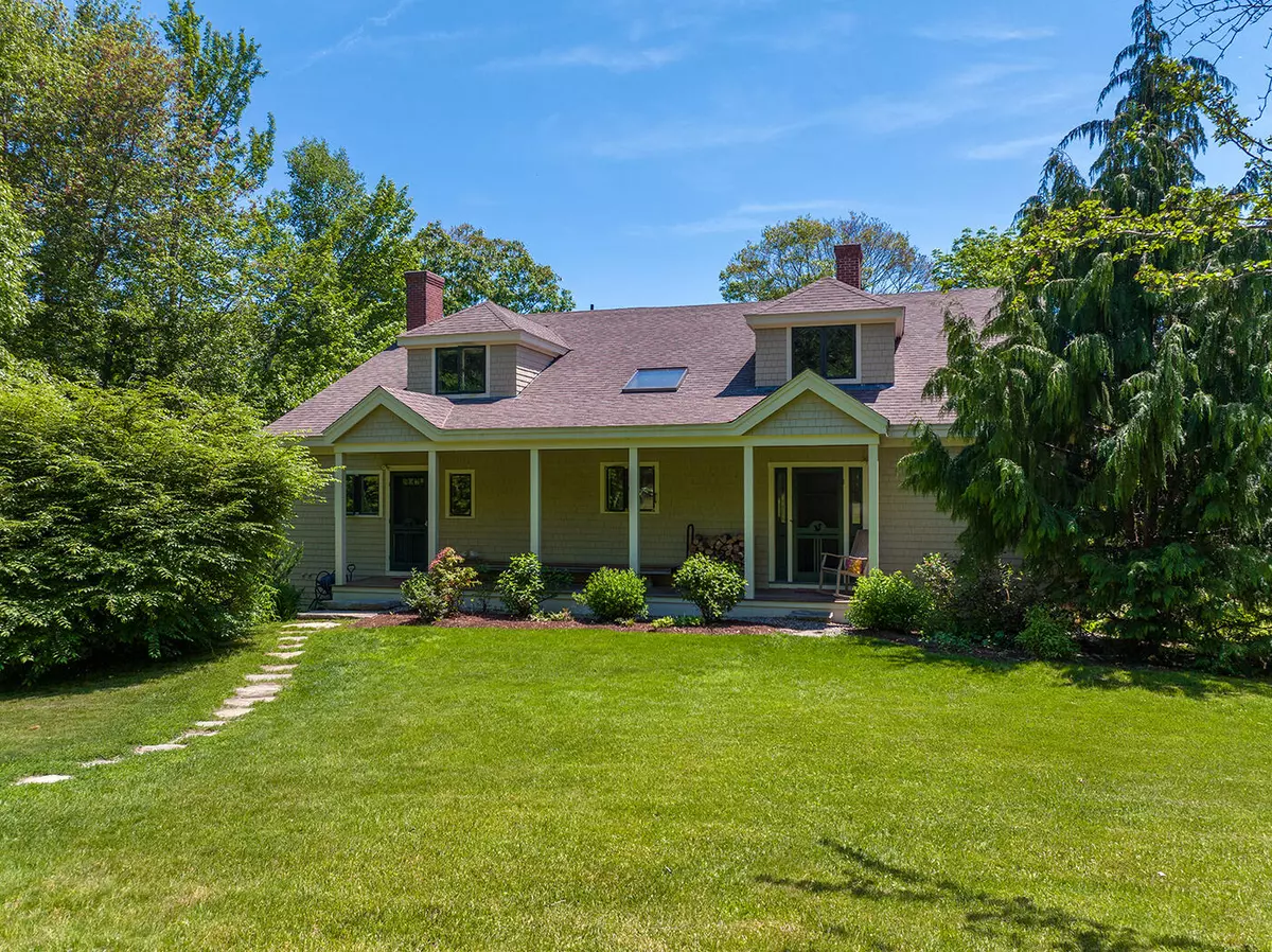 Hope, ME 04847,101 High ST