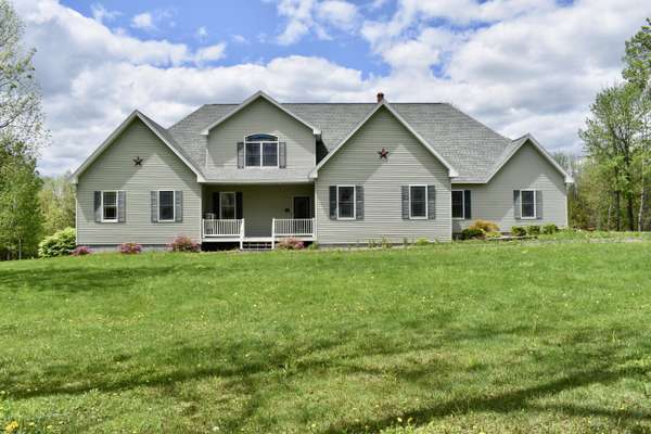 40 Metcalf RD, Winthrop, ME 04364