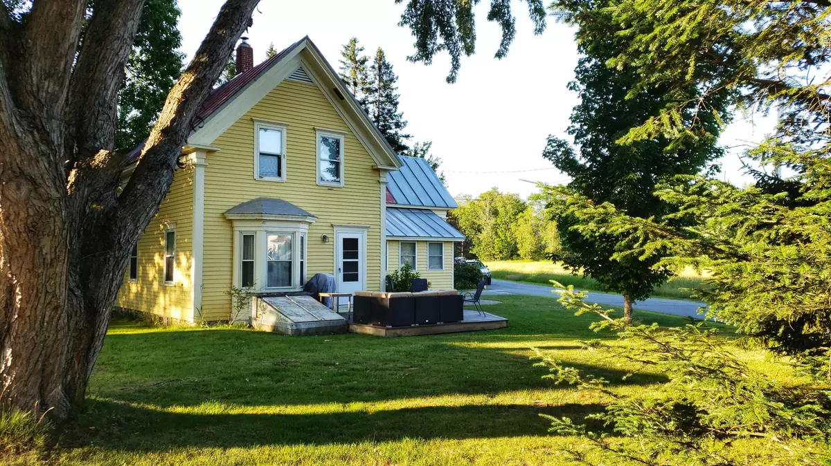 Kingfield, ME 04947,6 Cedar ST