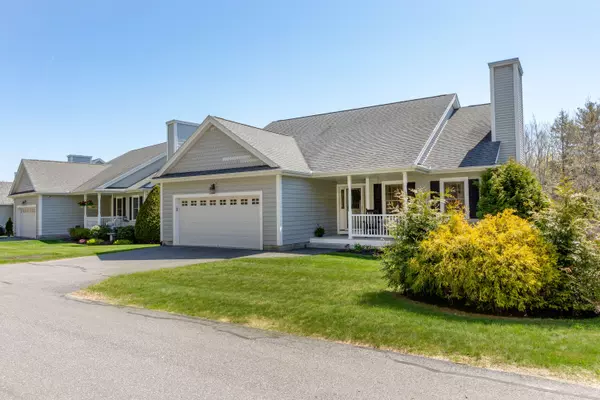 Brunswick, ME 04011,42 Carriage LN #42