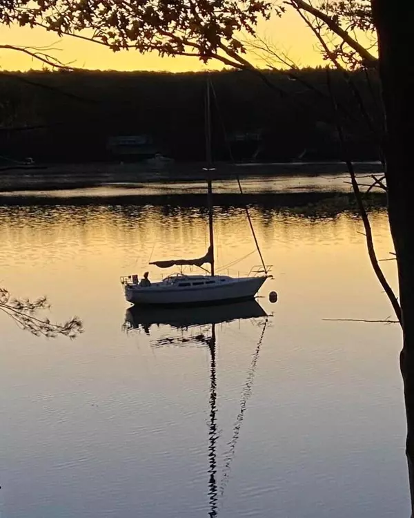 Westport Island, ME 04578,277 N End RD