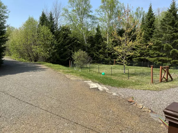 Rangeley Plt, ME 04970,93 Haley CIR