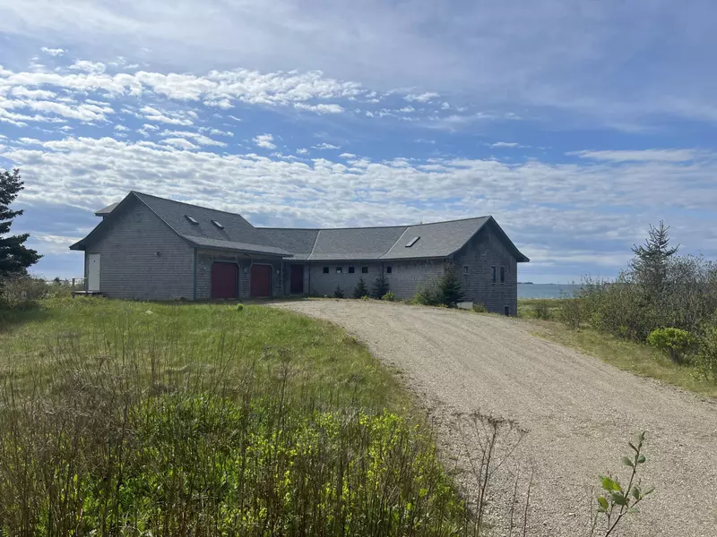 165 Kelley Point Road RD, Jonesport, ME 04649
