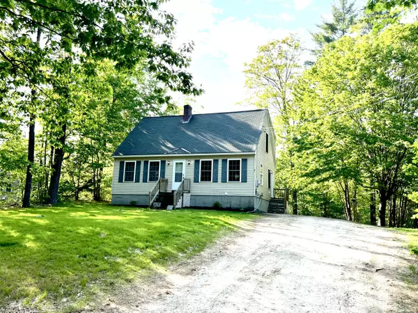 81 Lone Pine RD, Waterboro, ME 04061