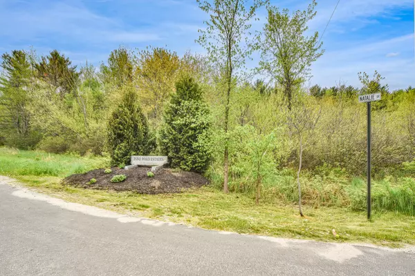 West Gardiner, ME 04345,107 Natalie DR