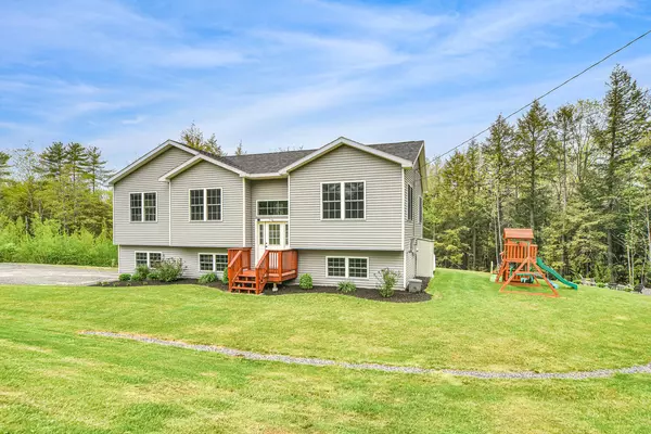 West Gardiner, ME 04345,107 Natalie DR