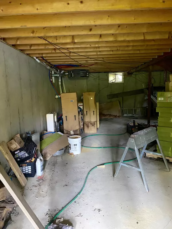 Stockton Springs, ME 04981,37 Norumbega DR