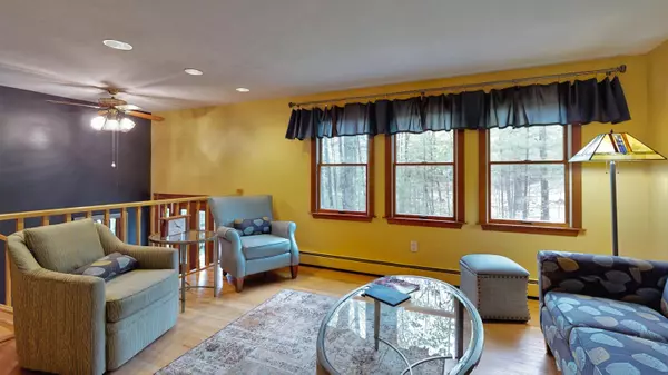 Kennebunk, ME 04043,135 Alewive RD