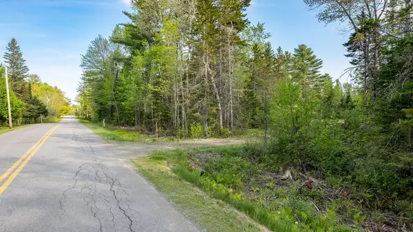 Hampden, ME 04444,434 Sawyer RD