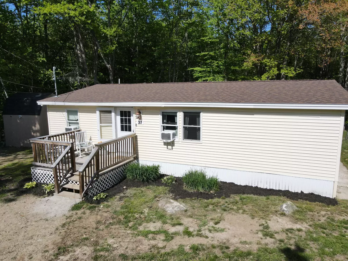 New Gloucester, ME 04260,27 Shaw RD