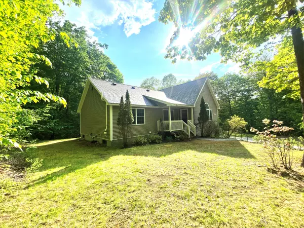 Naples, ME 04055,22 Eisenhower CT