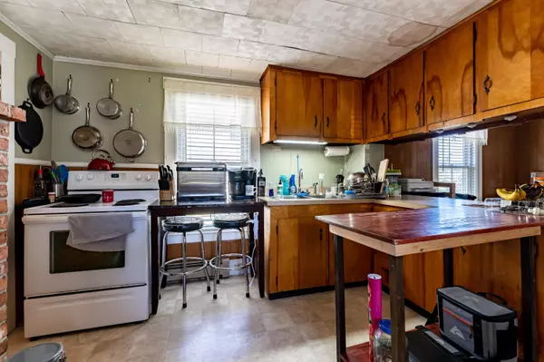 Gardiner, ME 04345,13 Plummer ST