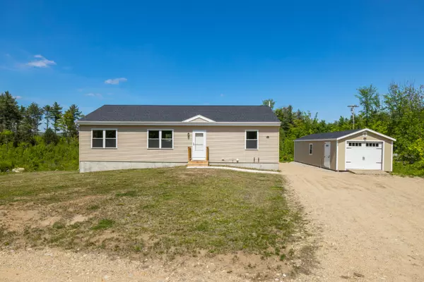 633 Paris Hill RD, Paris, ME 04281