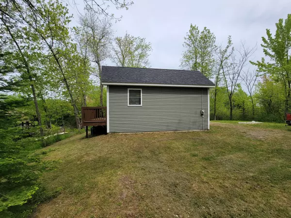 Hampden, ME 04444,278-280 Bog RD