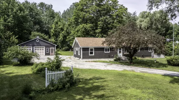 22 Greenwood RD, Norway, ME 04268