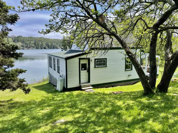 Vinalhaven, ME 04863,238 Tip Toe Mountain RD