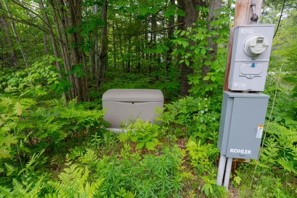 Greene, ME 04236,386 Line RD