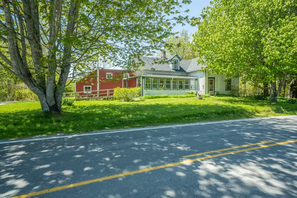 Stockton Springs, ME 04981,1008 Cape Jellison RD