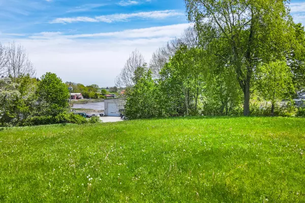 Thomaston, ME 04861,72 Wadsworth ST