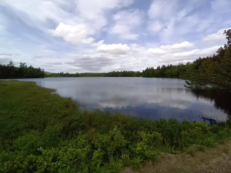 1250 Chisolm Pond RD, Palermo, ME 04354