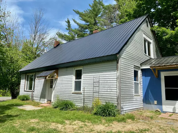 Palmyra, ME 04965,350 Madawaska RD