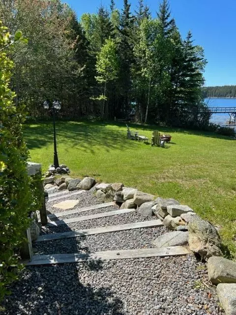 Saint George, ME 04860,134 Smugglers Cove RD