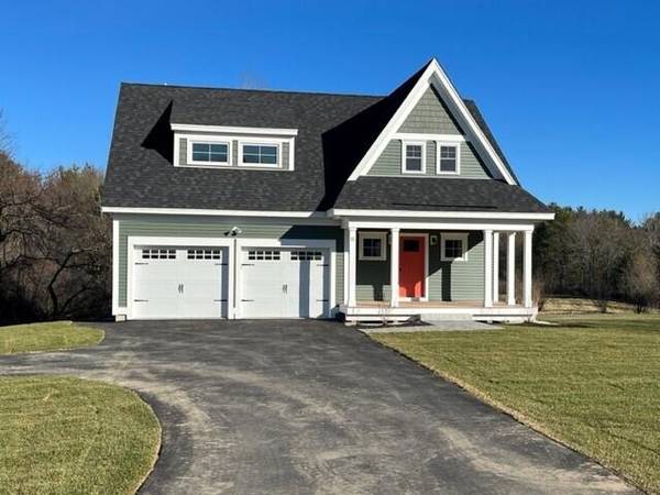 11 Skyview DR, Kittery, ME 03904