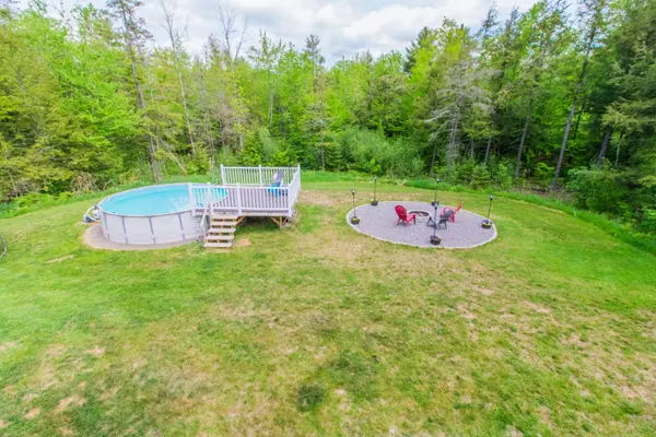 West Gardiner, ME 04345,70 Natalie DR