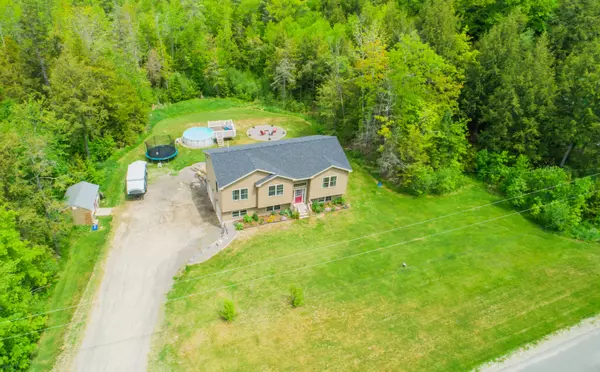 West Gardiner, ME 04345,70 Natalie DR