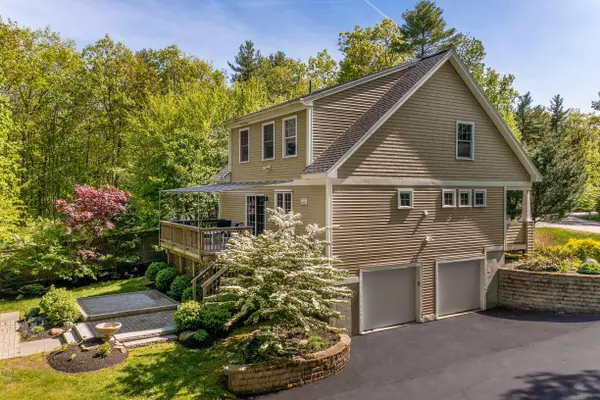 Kittery, ME 03904,4 Devon Woods DR