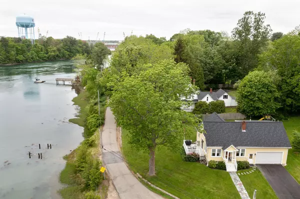 Kittery, ME 03904,66 Whipple RD