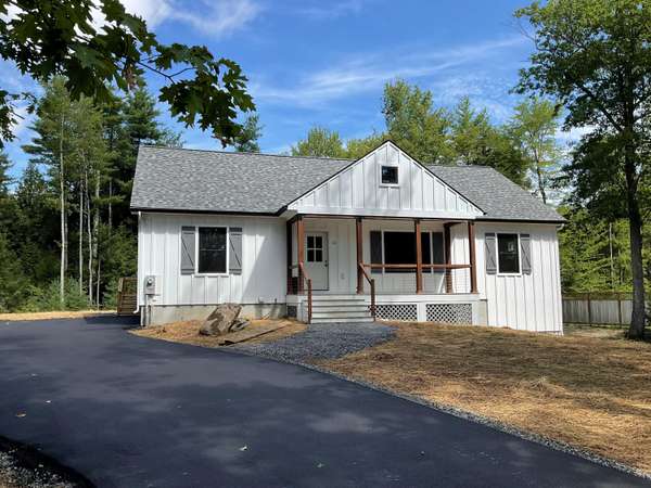 15 Evergreen LN, Richmond, ME 04357