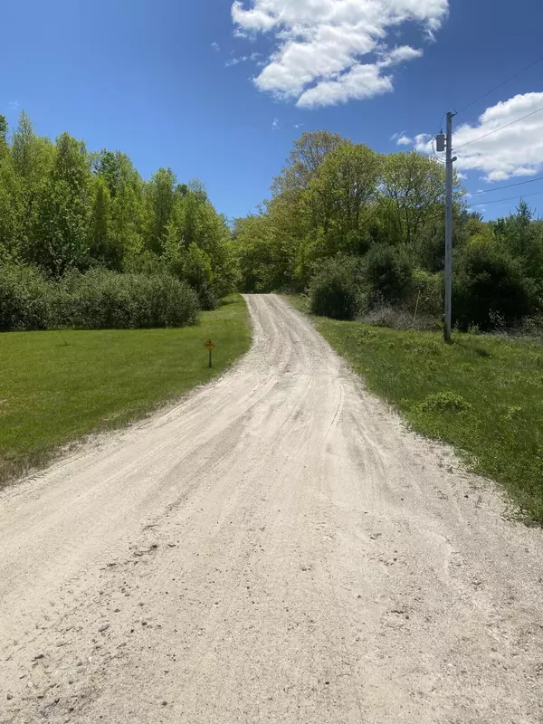 Freeport, ME 04032,00 Turning Leaf LN