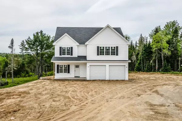 377 Center DR, Orrington, ME 04474