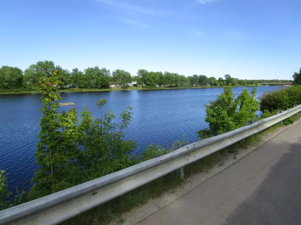 Howland, ME 04448,50 River Road RD