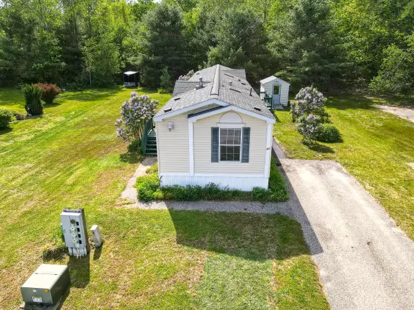 Sabattus, ME 04280,10 Lucien ST