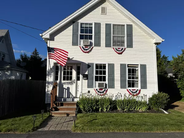 256 Center ST, Brewer, ME 04412