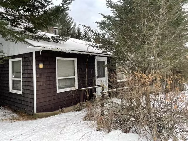 Oakland, ME 04963,Address not disclosed