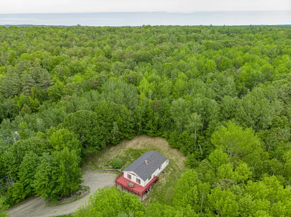 Vassalboro, ME 04989,273 Crowell Hill RD