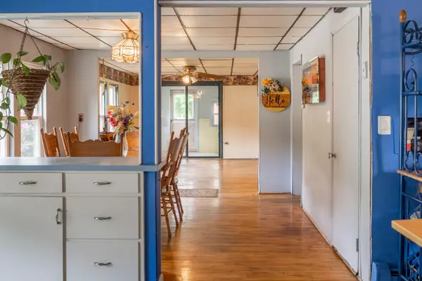 Mechanic Falls, ME 04256,56 Clifford ST