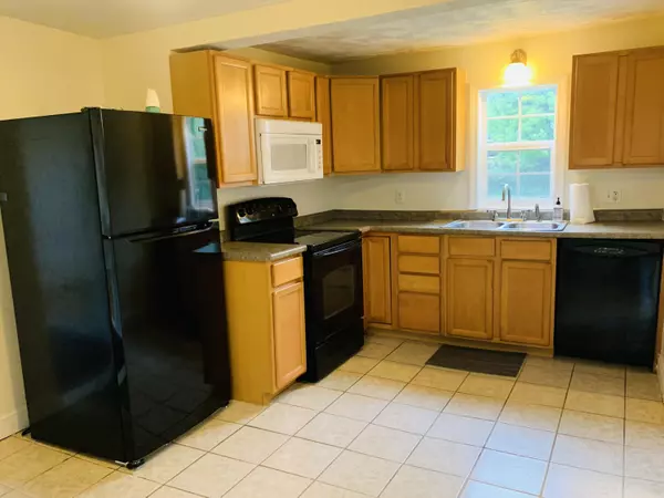 Waterville, ME 04901,126 Carver ST