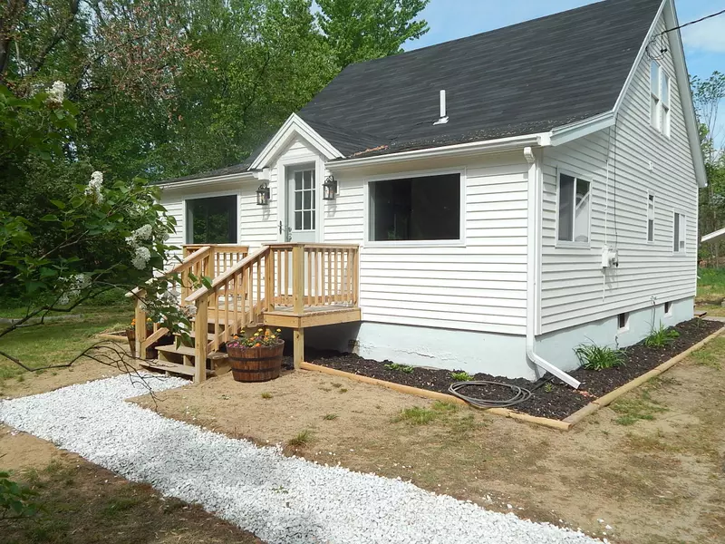 36 West Fryeburg RD, Fryeburg, ME 04037