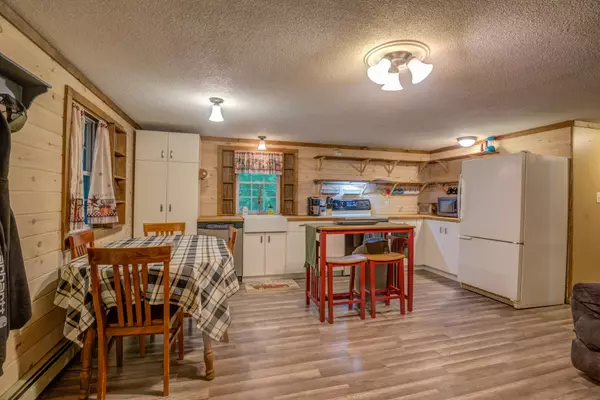 Waterboro, ME 04061,33 Old Portland RD