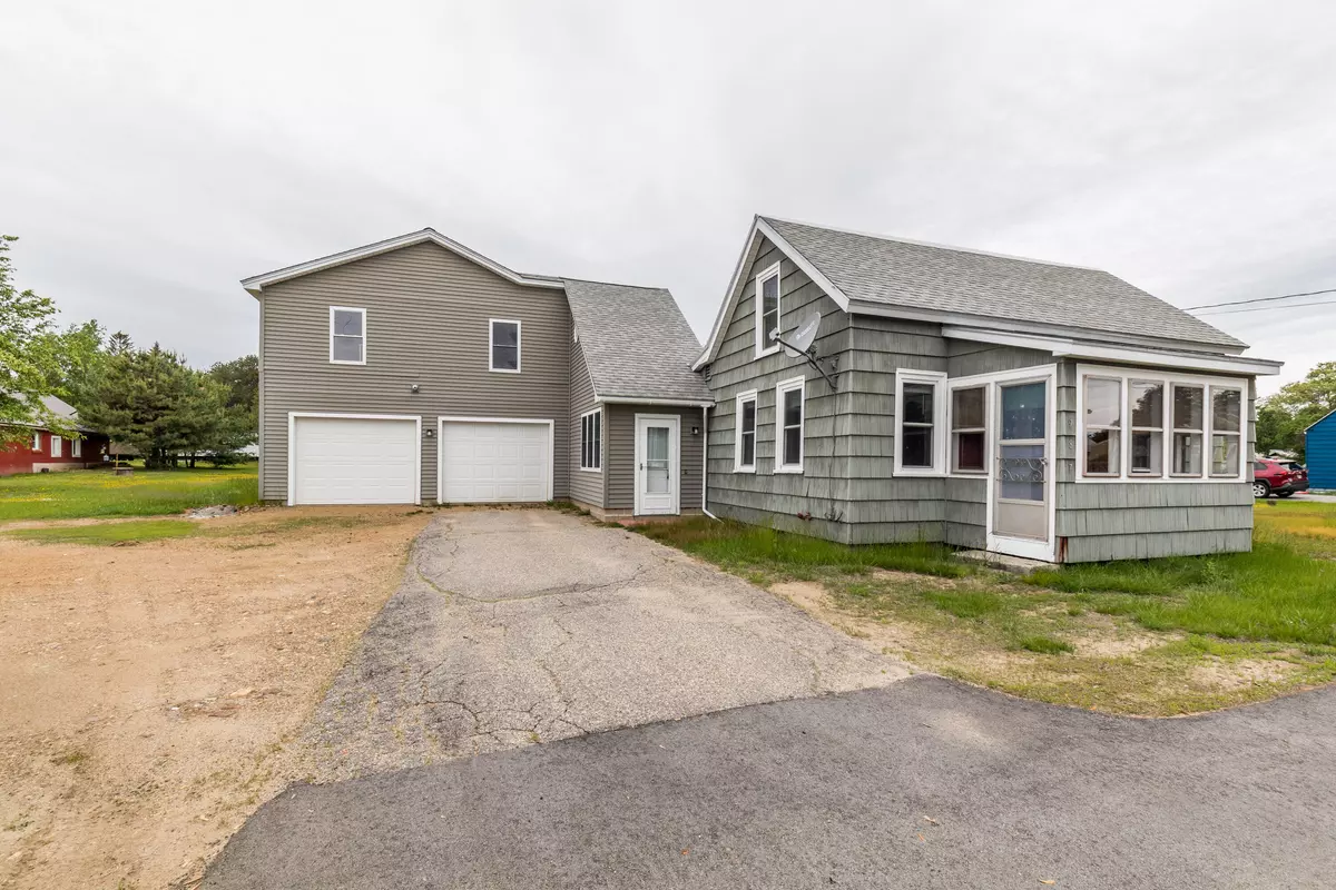 Waterboro, ME 04087,987 Main ST