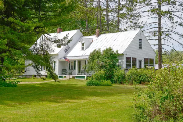 113 N North Fryeburg RD, Fryeburg, ME 04037