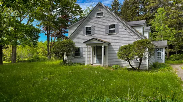 Stockton Springs, ME 04981,103 Maple ST