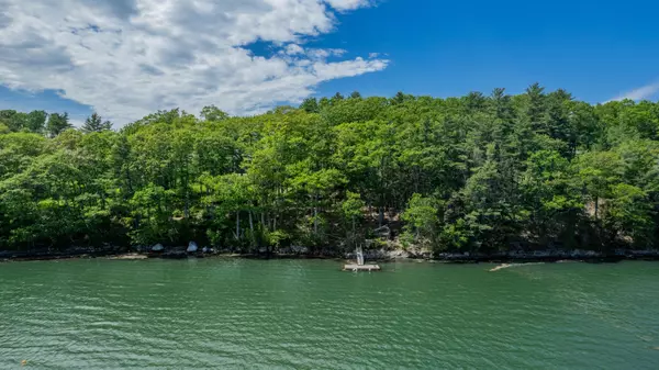 Westport Island, ME 04578,134 Main RD