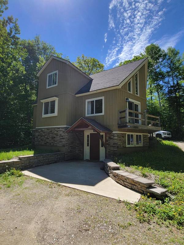 2022 Brook Falls RD, Carrabassett Valley, ME 04947